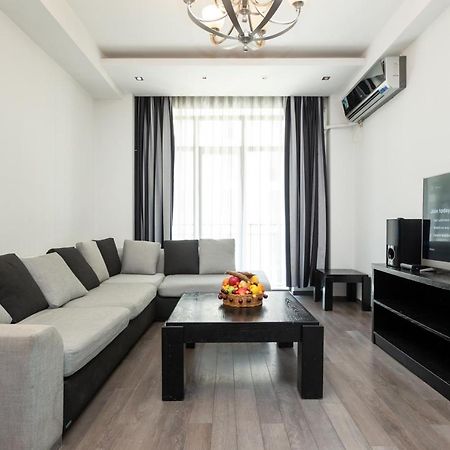 Two Bedroom Apartment In The City Center Tbilisi Eksteriør bilde